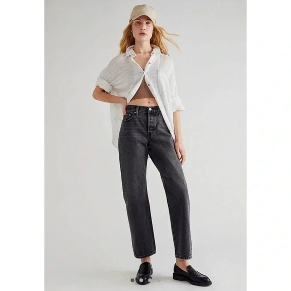 NWT Free People Levi's 501 Original Crop Jeans Mid Rise Straight Leg Firestarter - Picture 1 of 16